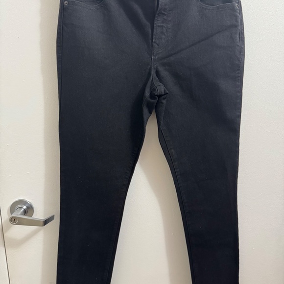 OLD NAVY - Picture 2 of 4